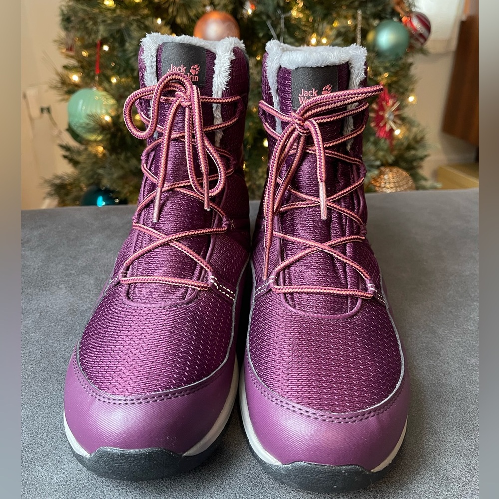 Jack Wolfskin Girl’s Purple Winter Boots